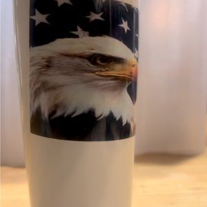 22oz Tumbler with straw in lid